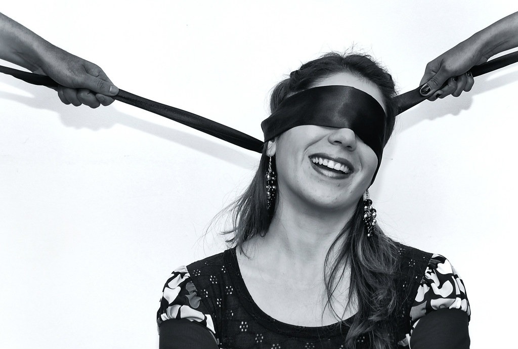 valentine's blindfold