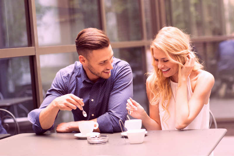 5 Ways to Have a Great First Date With a Girl You Met Online