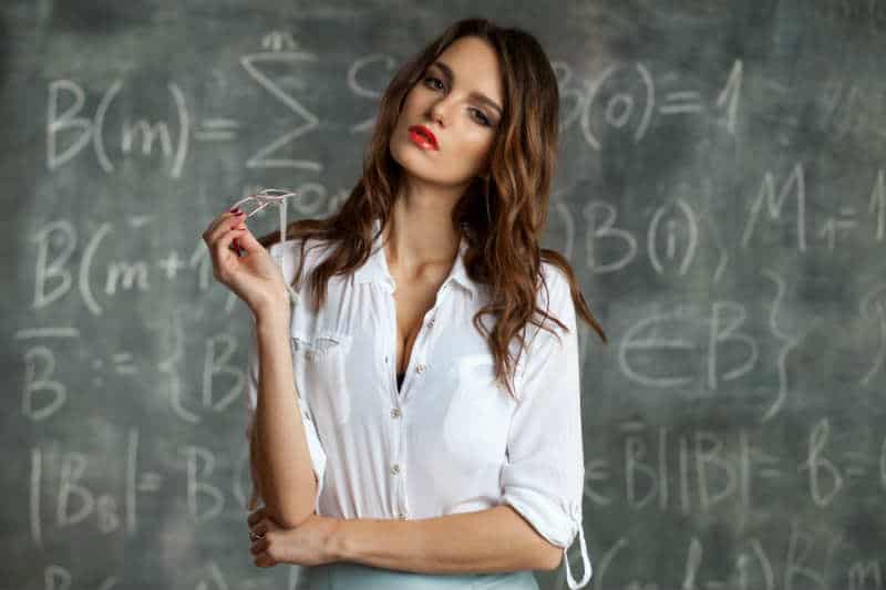 Attractive Female Scientist Reveals 3-Step “Same-Night Sex Formula” That Drops Hot Girls' Panties...